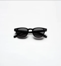 Chimi Eyewear01M Sunglasses -Modern Pant Wear Shop 01M Sunglasses 20230621201948 1