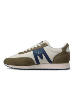 KarhuAlbatross 82 Shoes - Spray Green/True Navy -Modern Pant Wear Shop Albatross 82 Spray Green True Navy 20230407215919