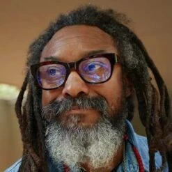 CaddisMiklos Blue Light + Reading Glasses - Polished Turtle -Modern Pant Wear Shop Caddis Miklos Blue Light Reading Glasses in Polished Turtle 20230307223331 2