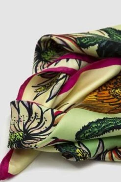 Dries Van NotenFan Scarf - Fucsia -Modern Pant Wear Shop Fan Scarf Fucsia 20230823180933 1