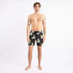 Banks JournalIslands Boardshort - Black -Modern Pant Wear Shop Islands Boardshort in Black 20220306221409 3