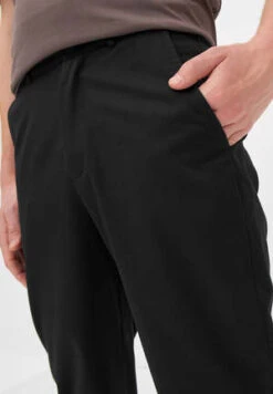 GivnJoris Pants - Black -Modern Pant Wear Shop Joris pants in black 20230505095829 4