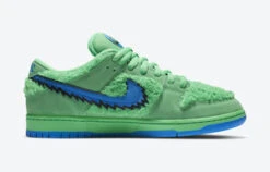 NikeSB Dunk Low Pro QS Grateful Dead - CJ5378 300 - Electric Green -Modern Pant Wear Shop Nike SB Dunk Low Pro QS Grateful Dead Electric Green CJ5378 300 20230802230456 1