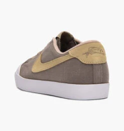 NikeSB Zoom All Court CK Khaki 806306 221 Sneakers - Khaki/Mushroom/White -Modern Pant Wear Shop Nike SB Zoom All Court CK Khaki 806306 221 20230816002857