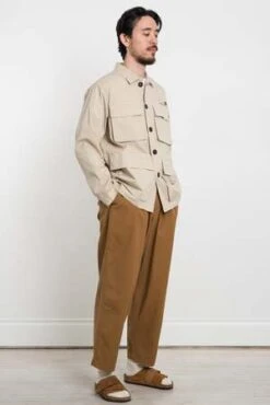 Universal WorksPhotographers Overshirt Paper Touch Cotton - Stone -Modern Pant Wear Shop Photographers Overshirt Paper Touch Cotton Stone 20230422031134 1