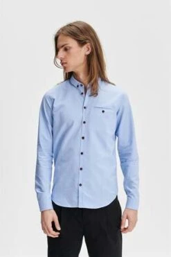 Delikatessen Finest Portuguese Oxford Proper Shirt With Wooden Buttons -Modern Pant Wear Shop Proper Shirt in the Finest Portuguese Oxford with Wooden Buttons 20230728111033 3