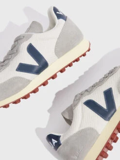 VEJARio Branco Hexamesh Sneaker -Modern Pant Wear Shop Rio Branco Hexamesh Sneaker Gravel Nautico and Oxford Grey 20221207020611 1