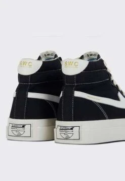 Stepney Workers ClubVarden S Strike Canvas Sneakers - Black/White -Modern Pant Wear Shop Stepney Workers Club Varden S Strike Canvas Sneakers Black White 20230411093102 1