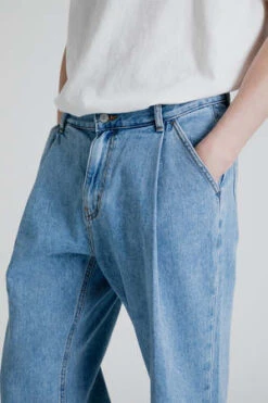 Uniform BridgeWide One Tuck Denim Pants - Light Indigo -Modern Pant Wear Shop Wide One Tuck Denim Pants Light Indigo 20221026025934